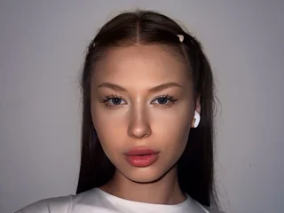 TaliaBlaze Grey Eyes webcam from Ukraine